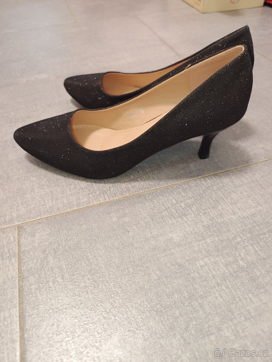 Prodám lodičky, vel.39 - 2