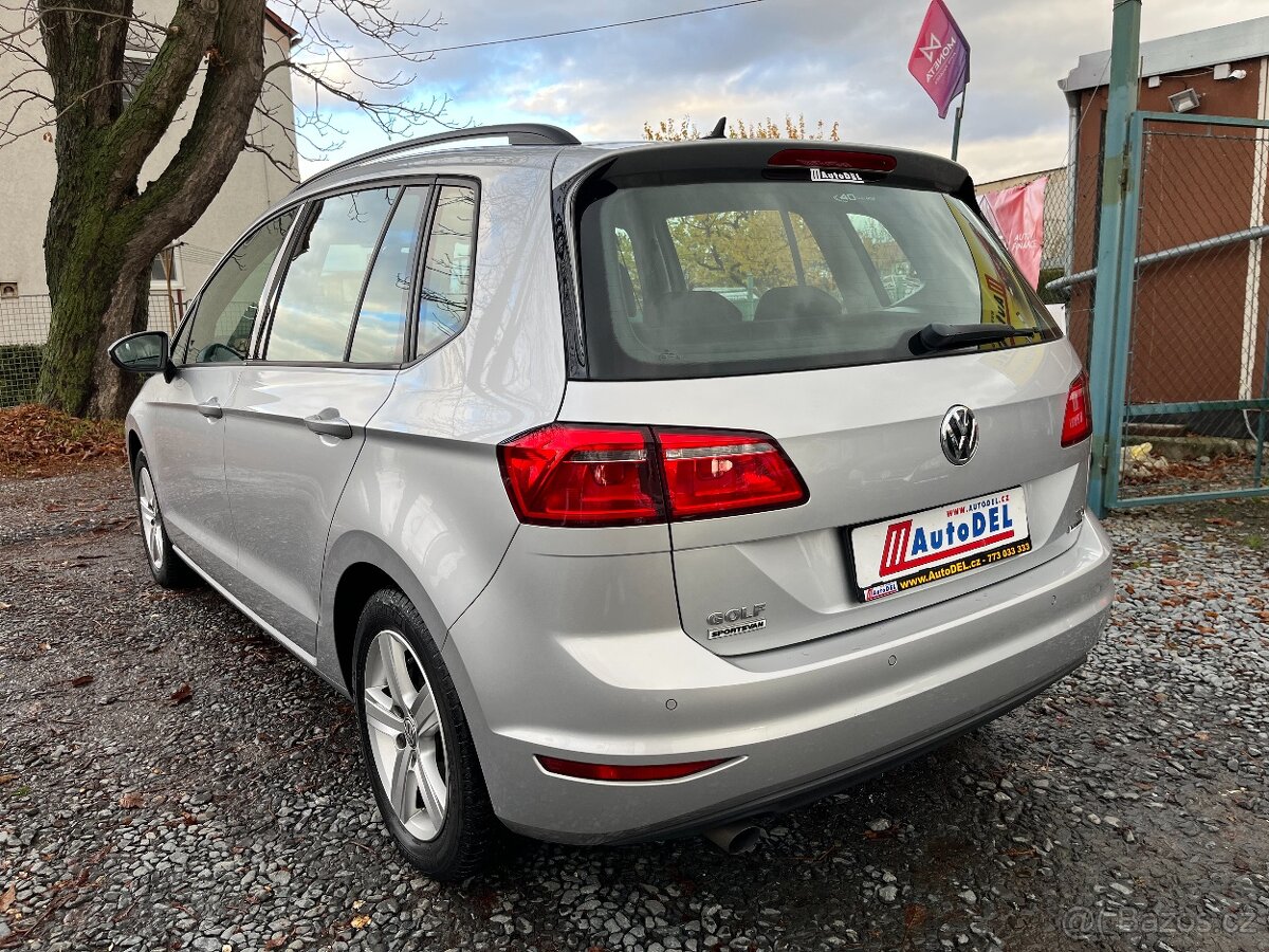 VW Golf Sportsvan 1.6 TDi 81kW Serviska, Navigace - 2