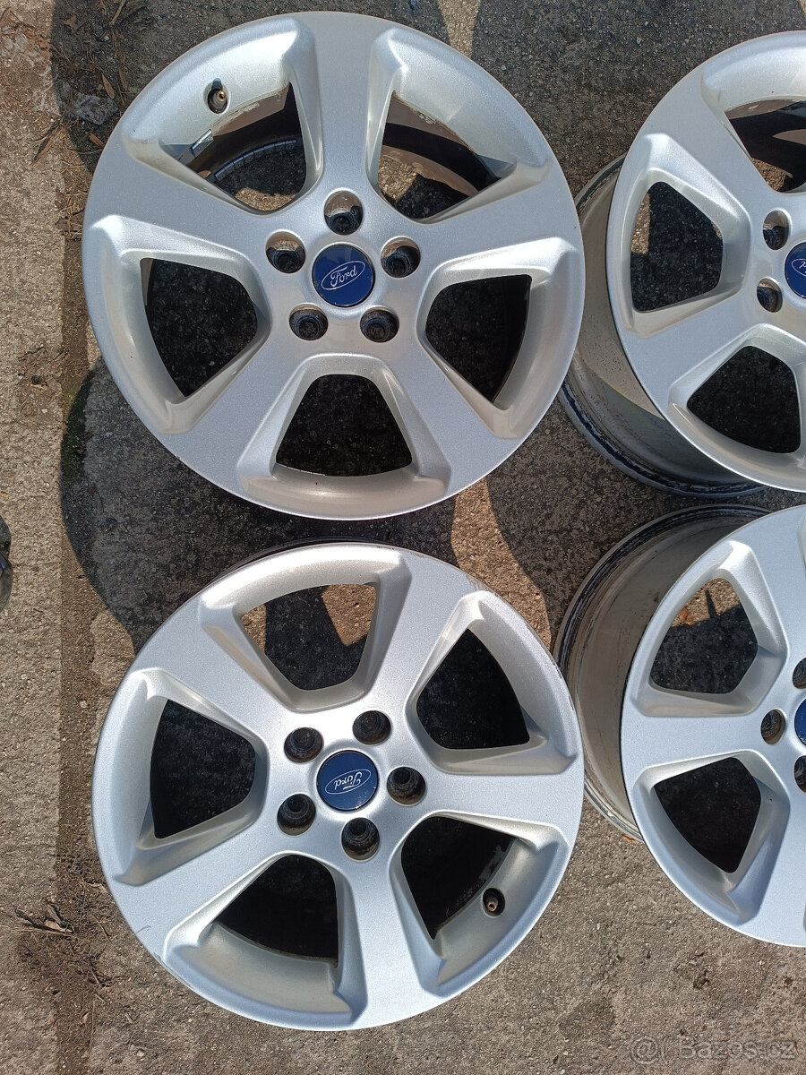 Ford Focus / C-max - originál disky 7x16 et50 + čidla - 2