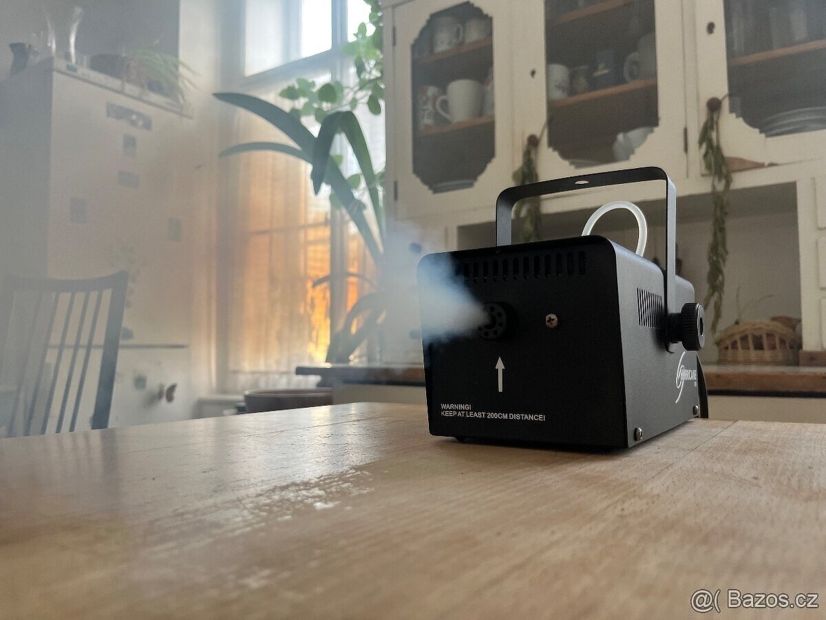 Výrobník mlhy / kouřostroj: PRONÁJEM - 2