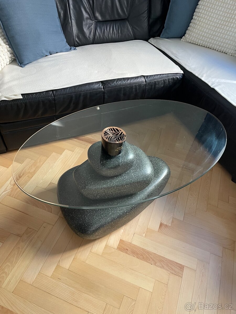 Konferenční stolek - 2