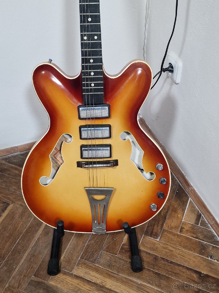 Vintage Gibson - 2
