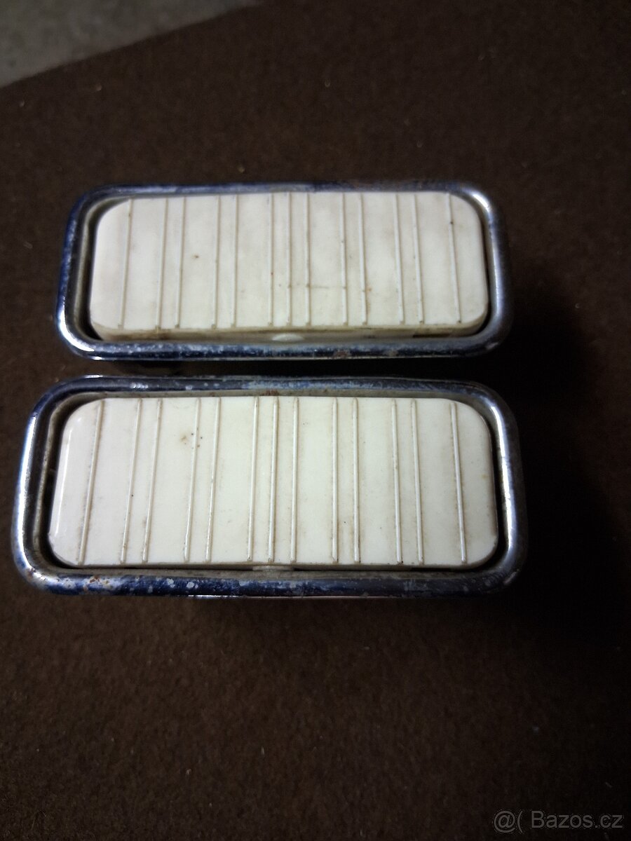 Vyklopne popelniky Skoda - 2