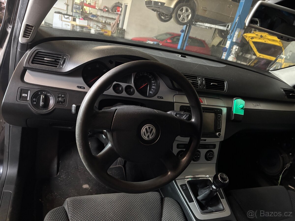 Interiér Passat b6 - 2