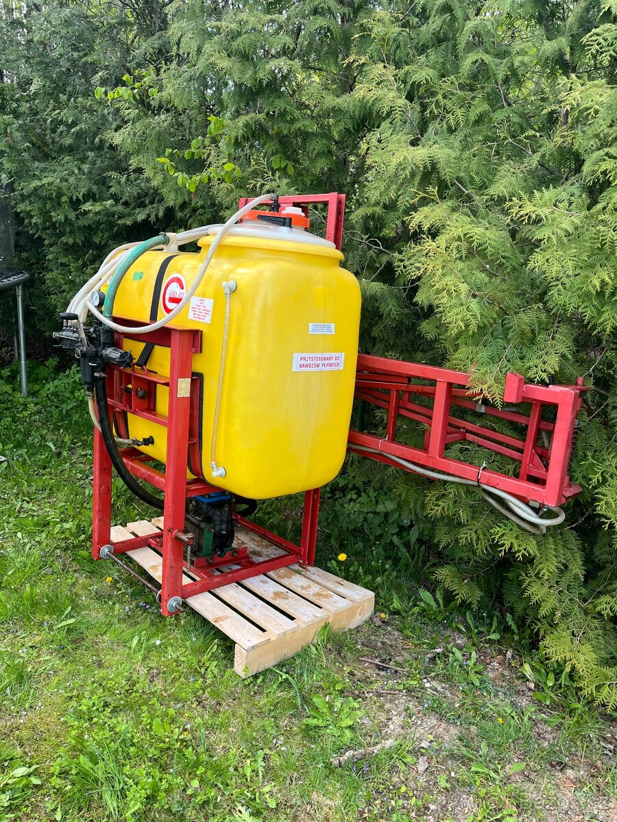 Prodám tento polní postřikovač - 2