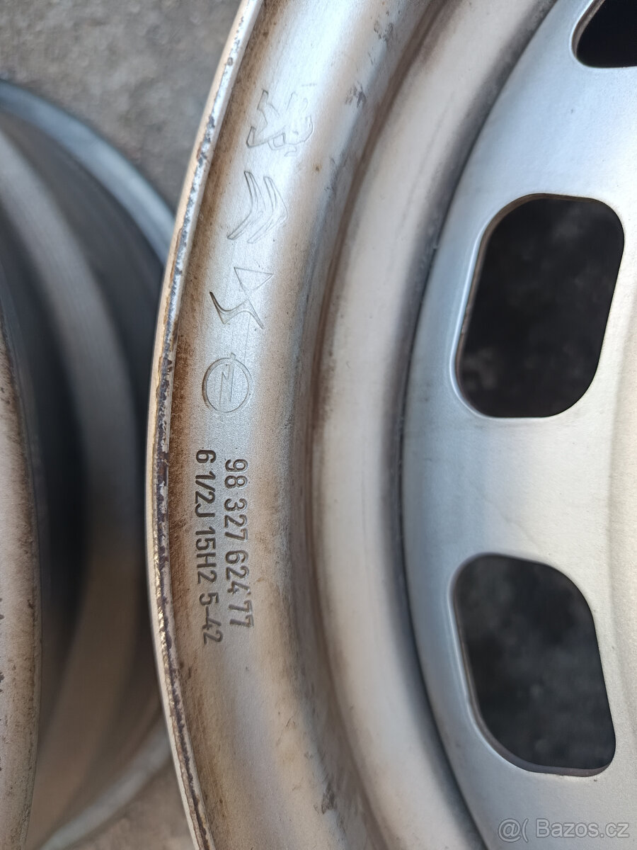 ProAce City / Berlingo / Combo - disky 6,5x15 et42 - 2