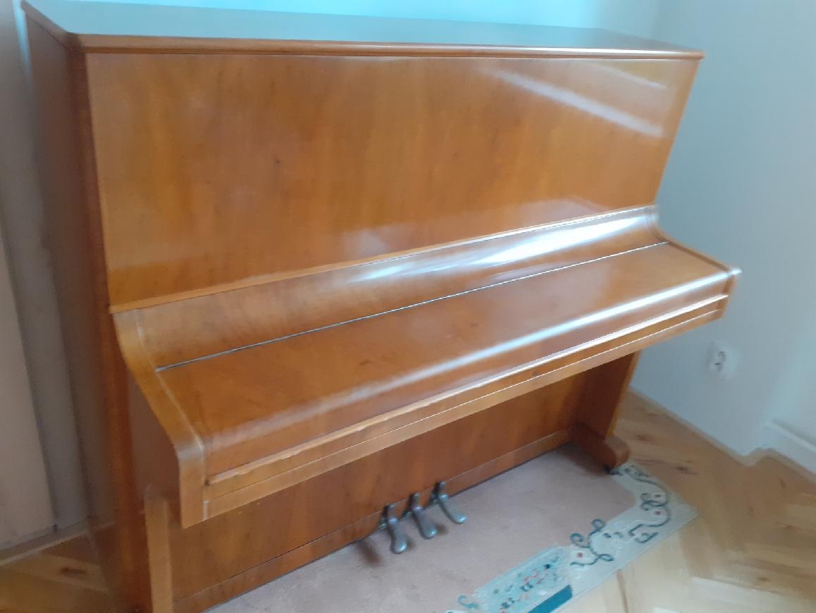 Pianino August Förster r.v. 1950 - 2