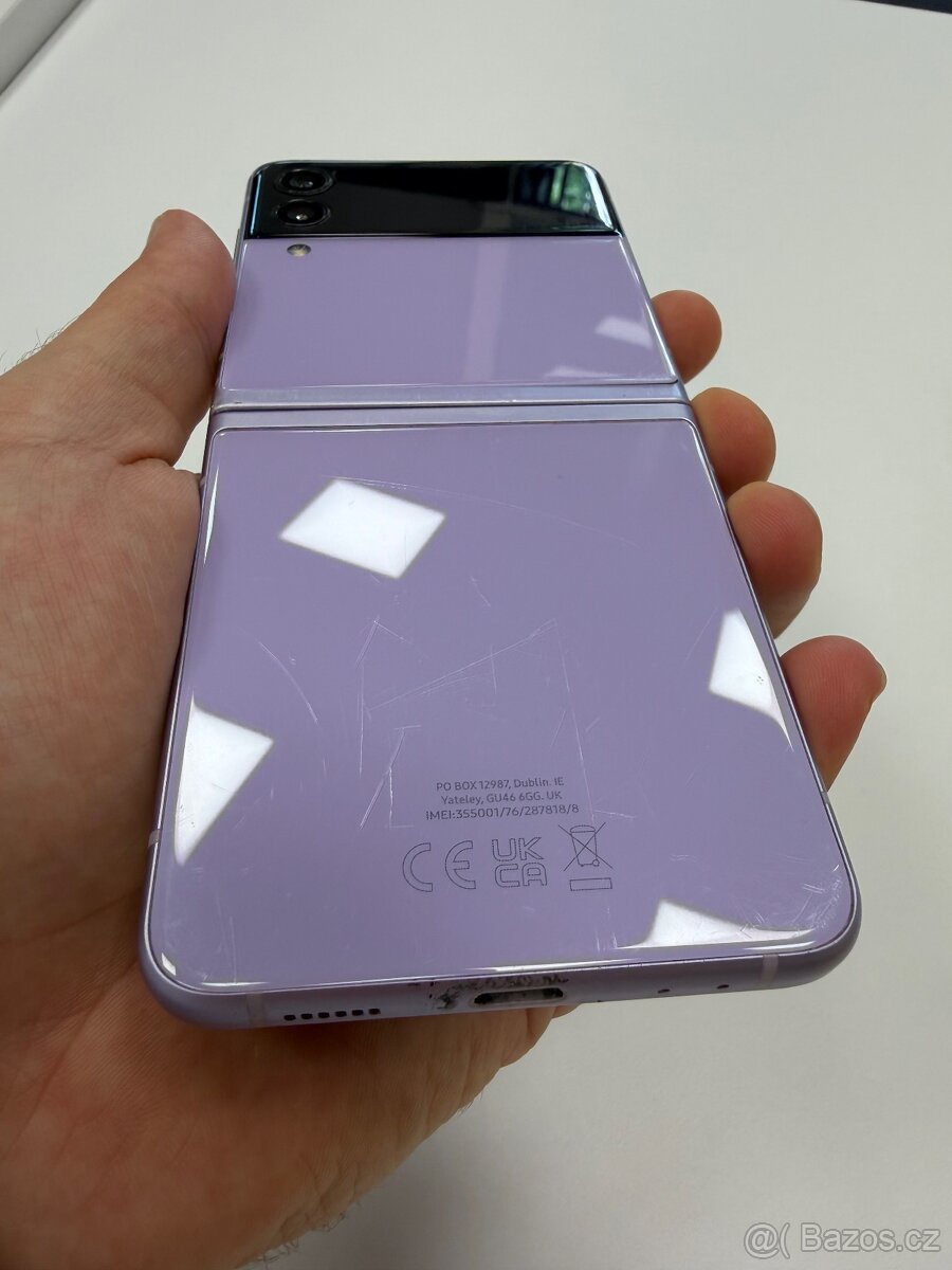 Galaxy Z Flip3 - 2