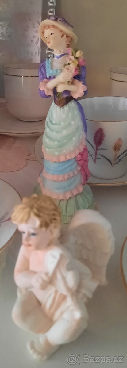 prodám "porcelánové" figurky - 2
