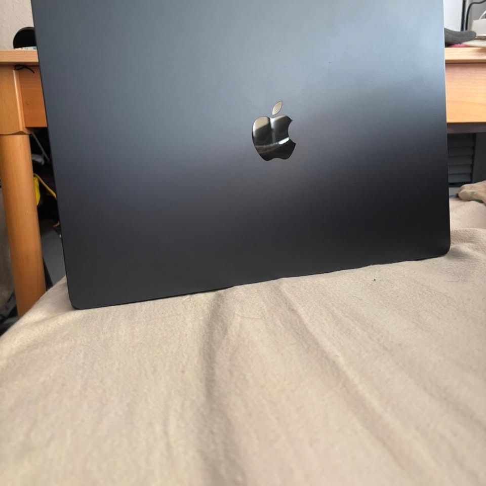 MacBook Air - 2