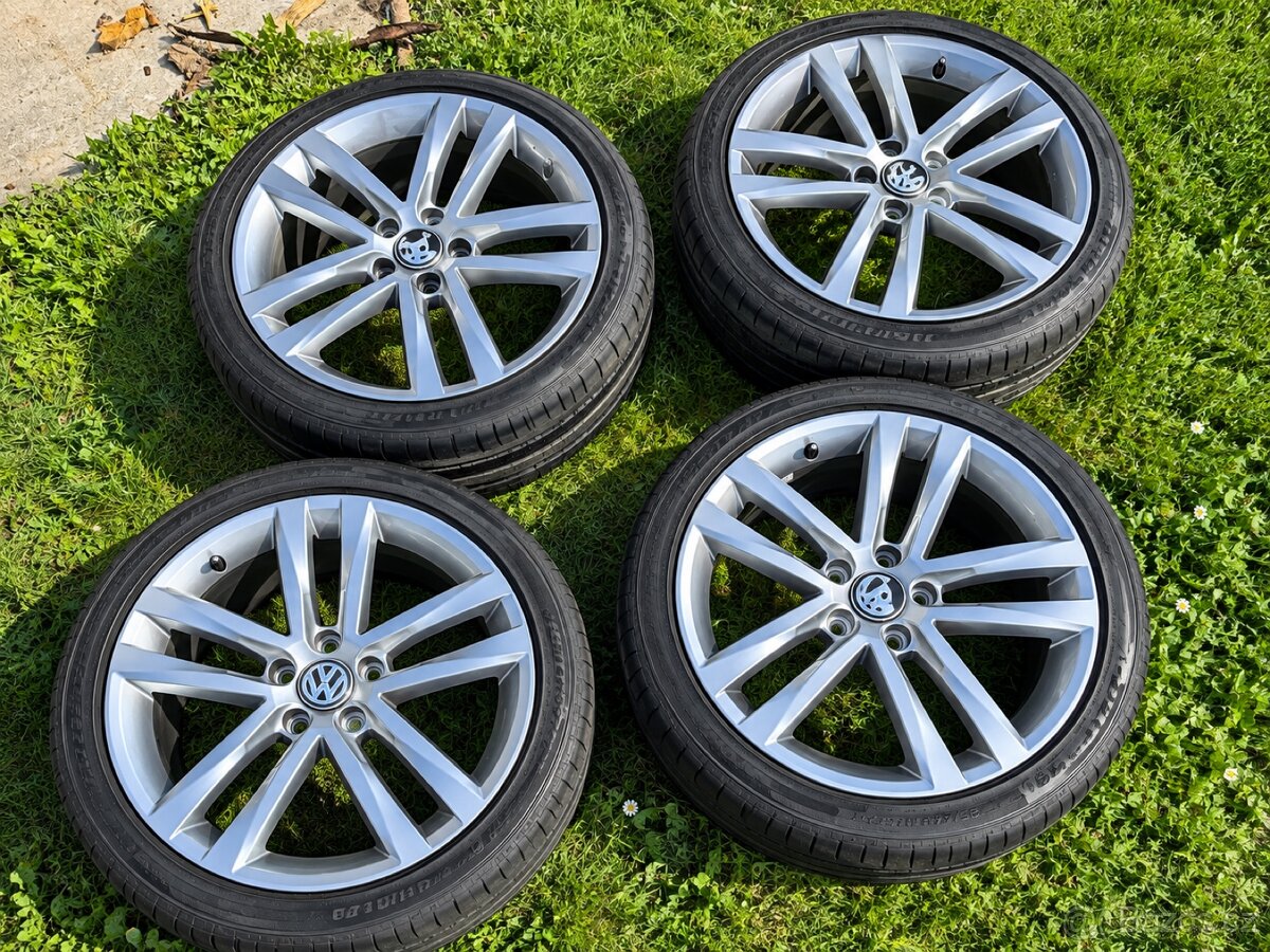 Kola Volkswagen Salvador r18 - 2