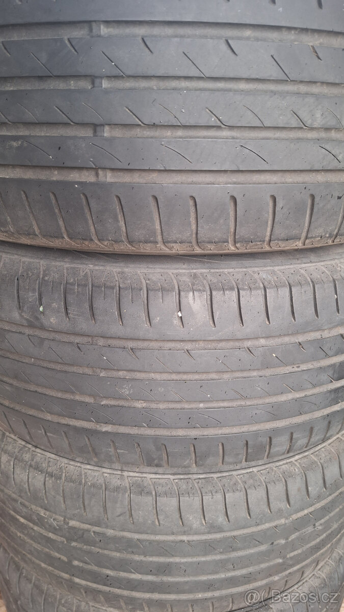 letní pneu 235/55 R17 - 2