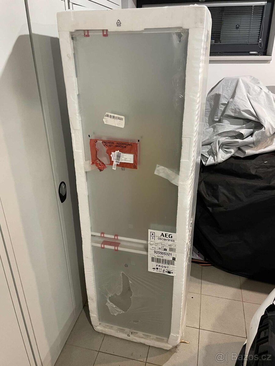 Lednice AEG OSC6N181ES - 2