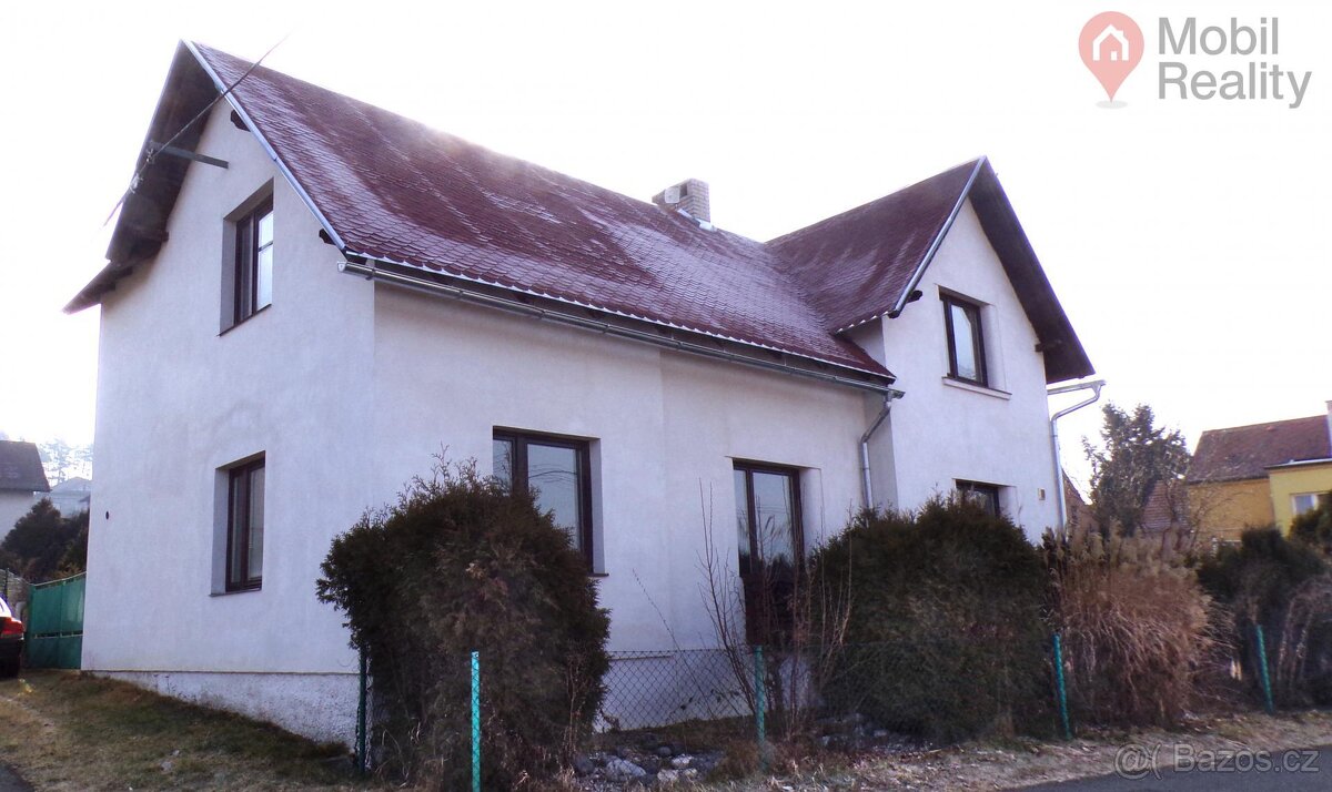 Dvoupodlažní rodinný dům s pozemkem po částačné rekonstrukci - 2