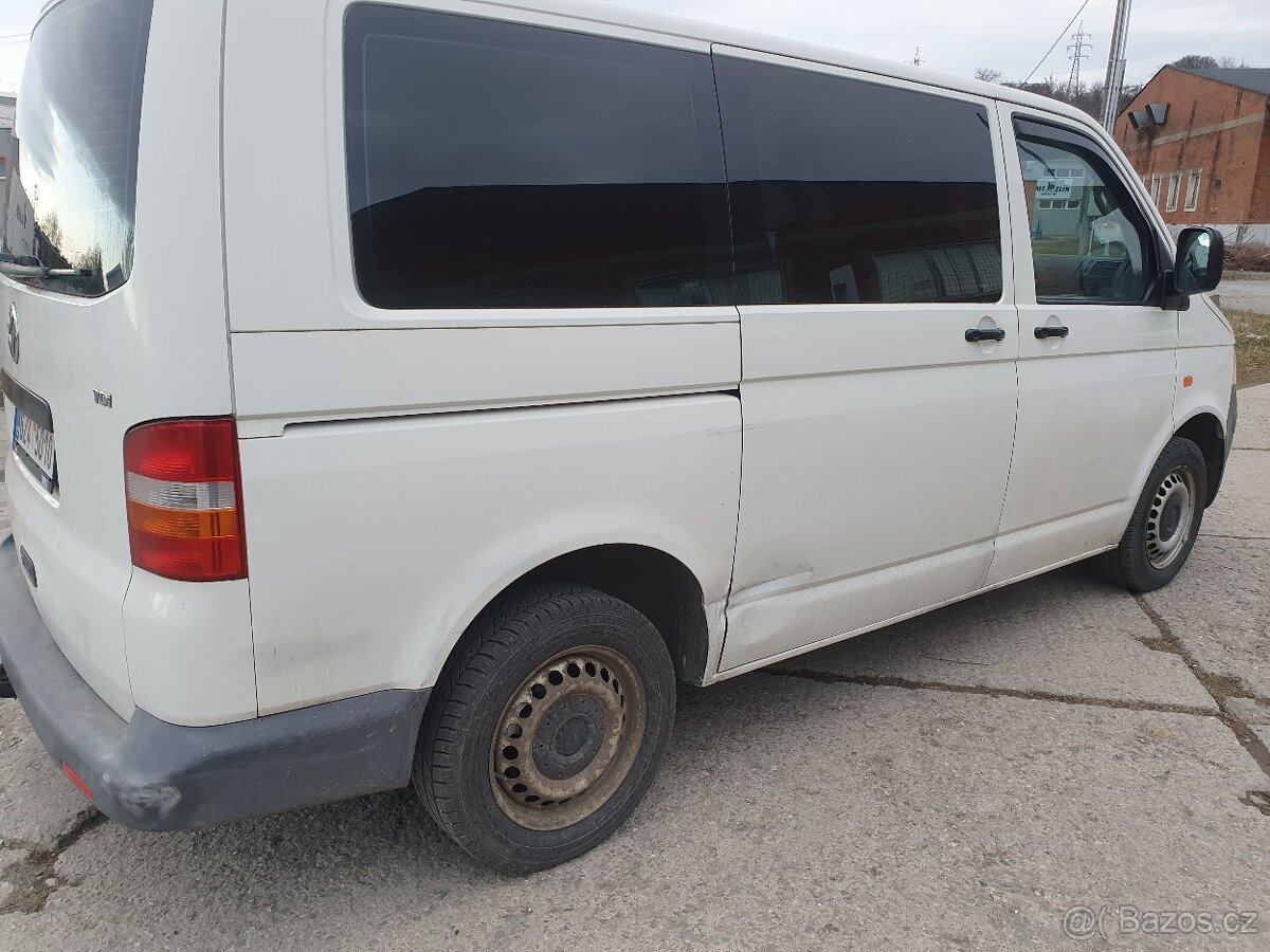 VW Transporter T5 77 kw 2005 - 2