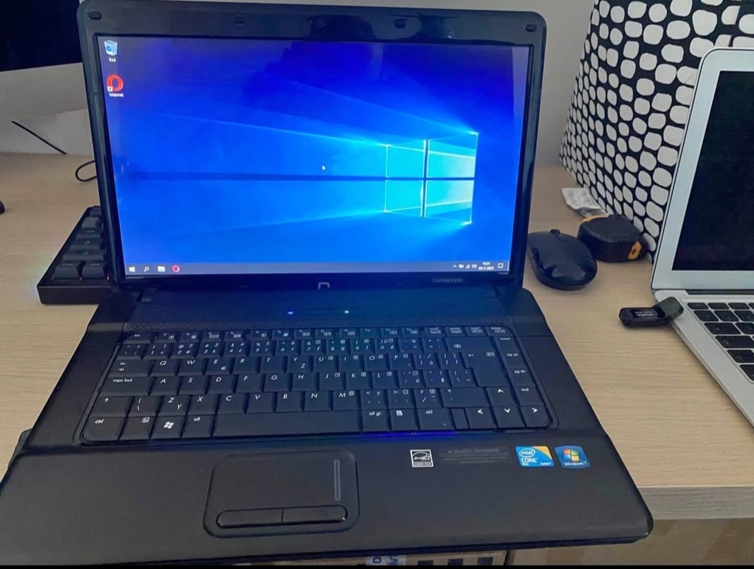 Hp Compaq 610 - 2