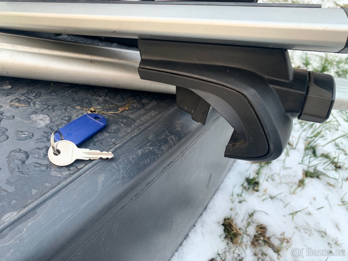 Thule pricniky wingbar zahradka stresni nosic - 2