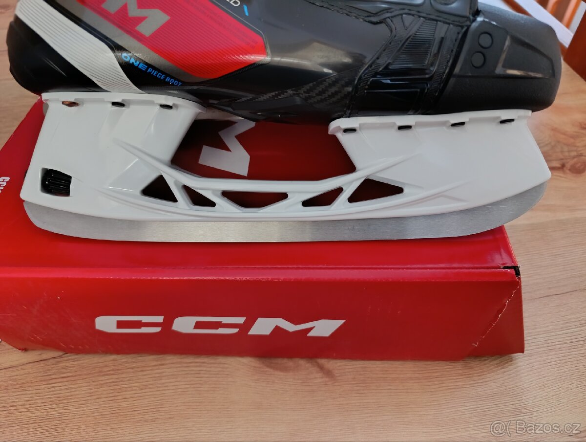 Prodám hokejové brusle CCM vel.11. - 2