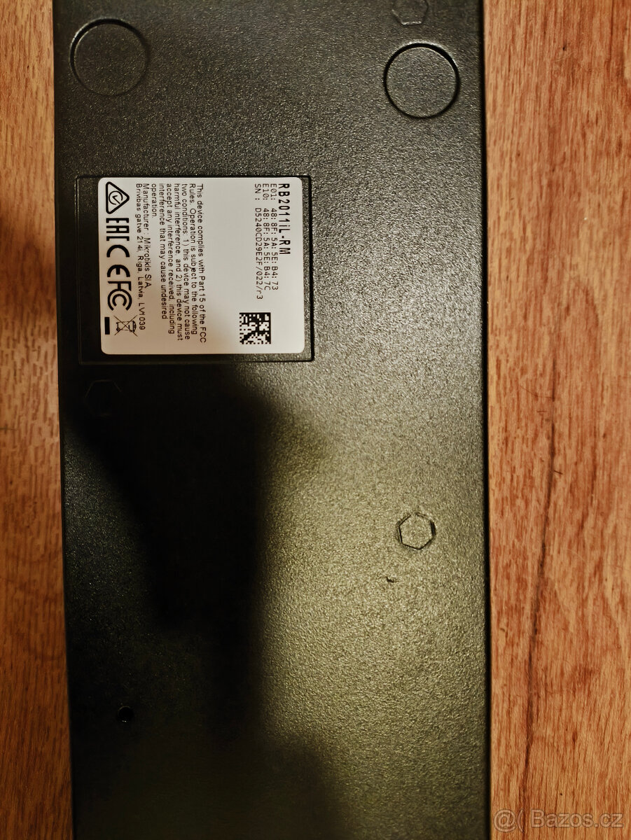 MikroTik routerboard RB2011iL-RM - 2