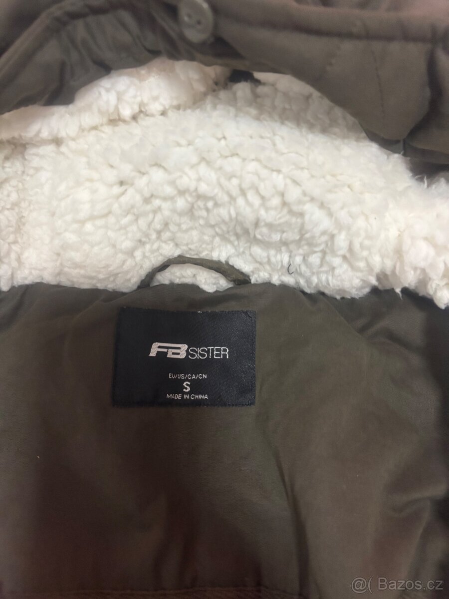 Hezká Parka vel 36 - 2