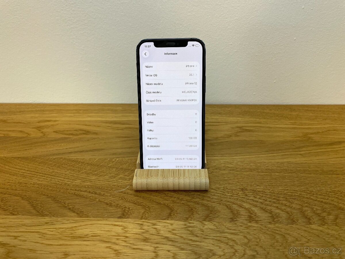 Apple iPhone 12 128GB Black - baterie 82% - 2