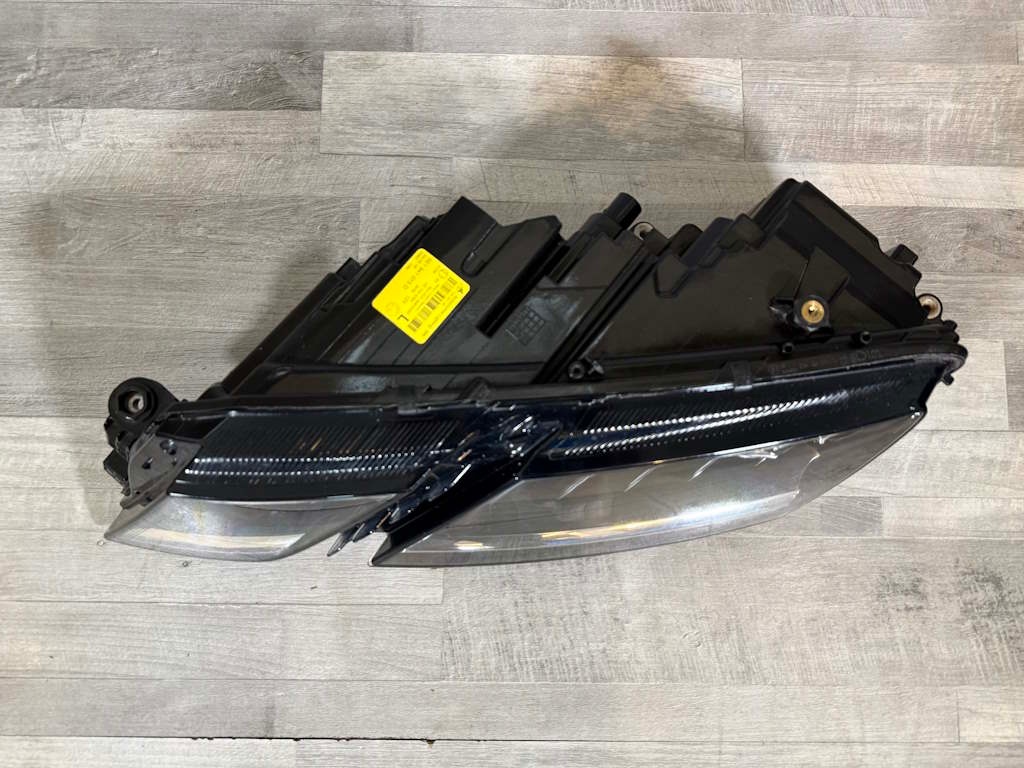 ŠKODA OCTAVIA 3 FACELIFT - světlo LP LED - 5E1941015D - 2