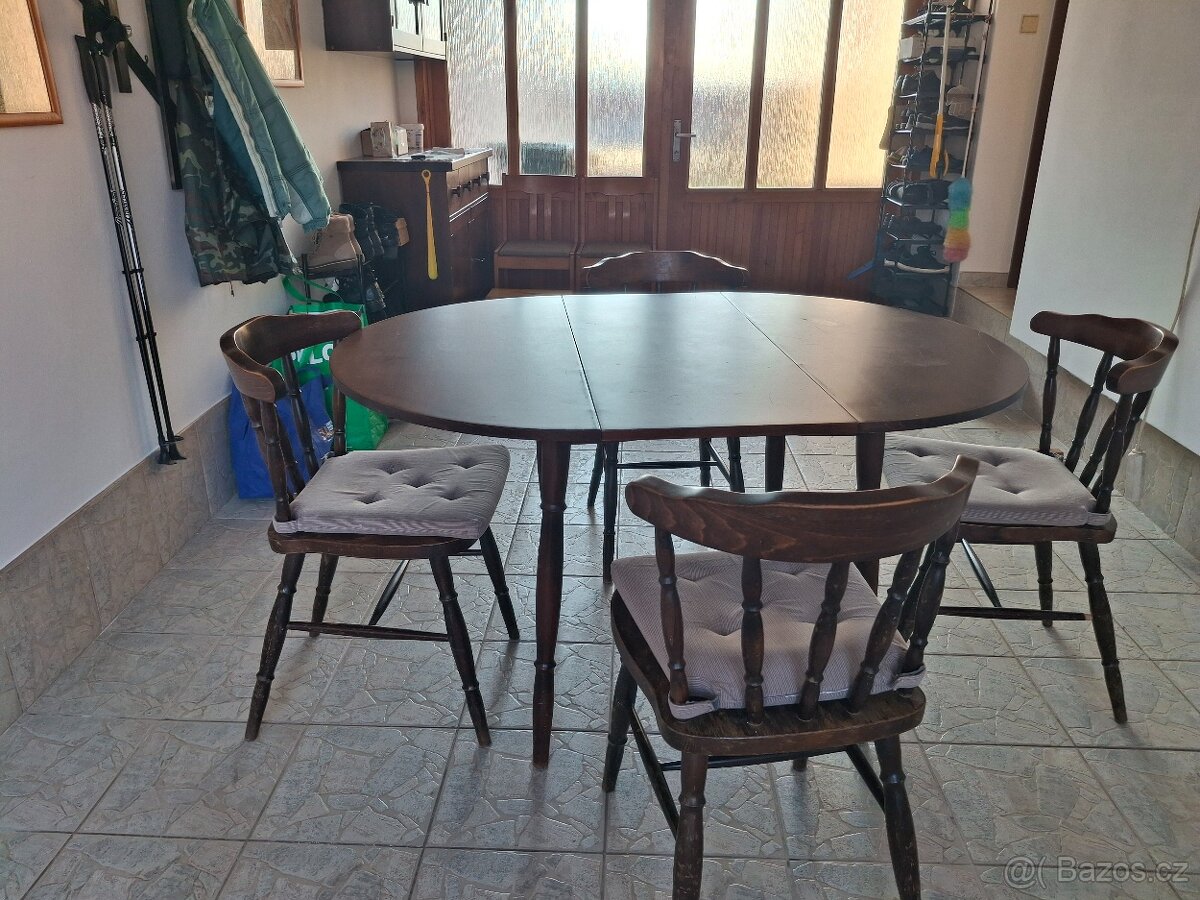 skládací stůl + židle - 2