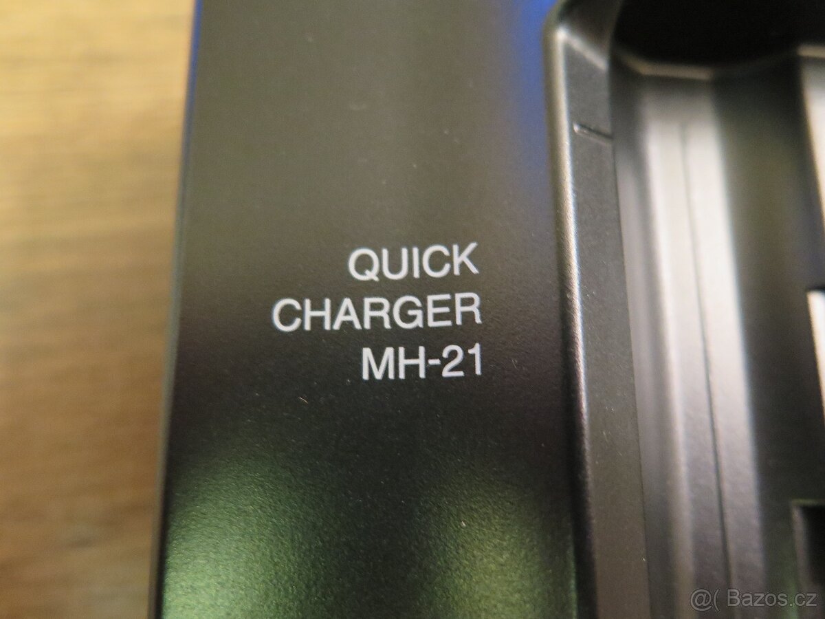 Nikon MH-21 rychlonabíječka pro EN-EL4 - 4a - 2