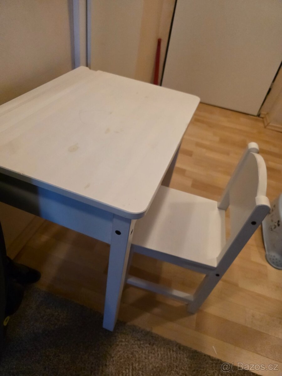 Stolek detsky Ikea Sundvik a židle - 2