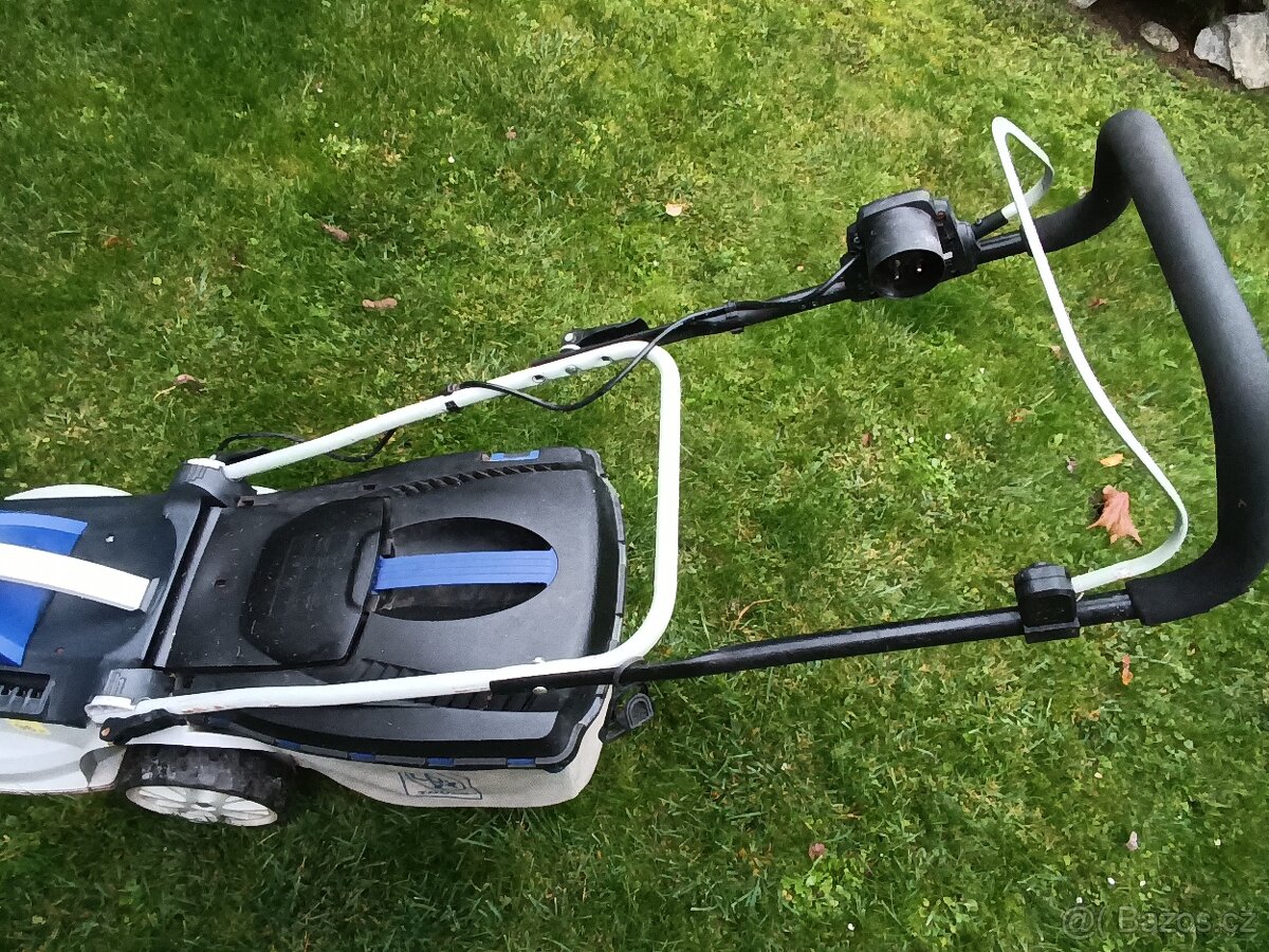 sekačka na trávu - 2