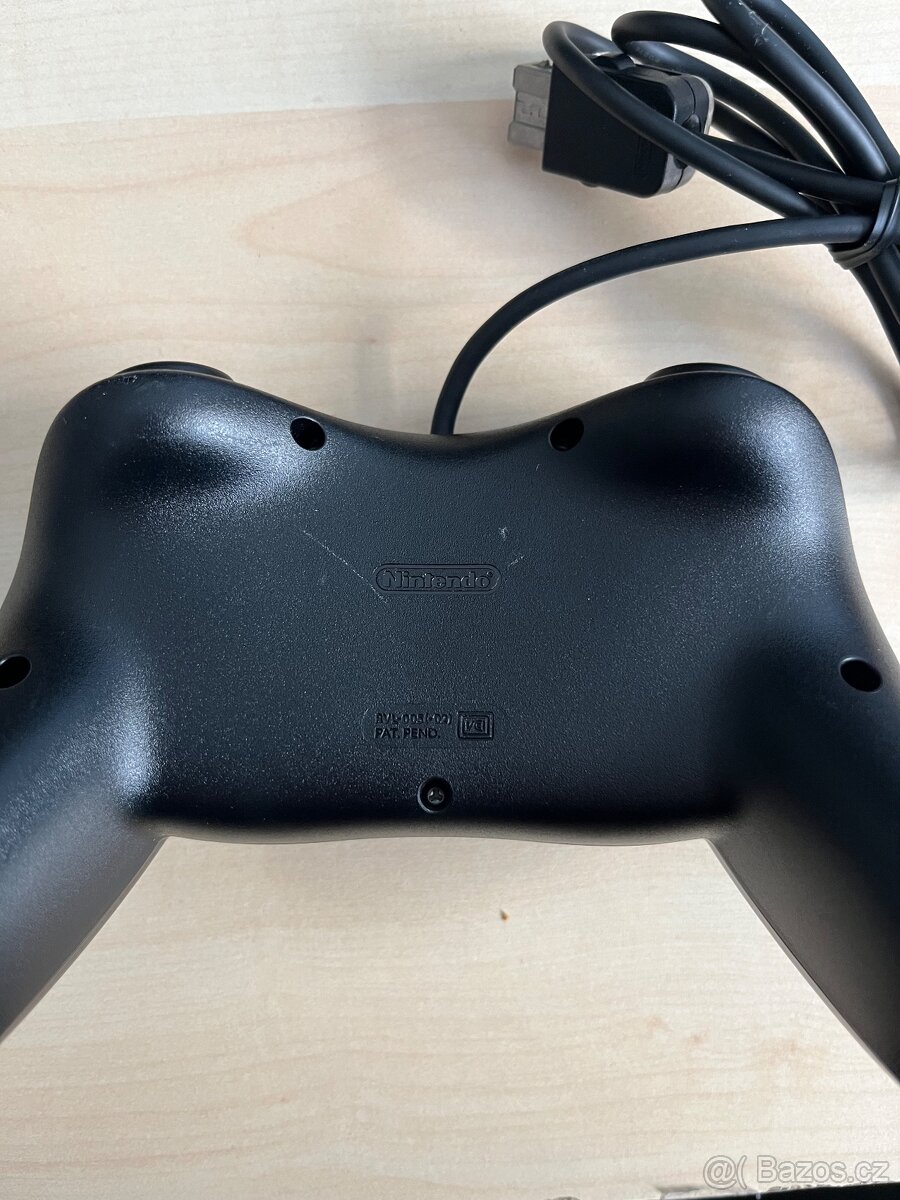 Nintendo Wii Classic Controller Pro - 2