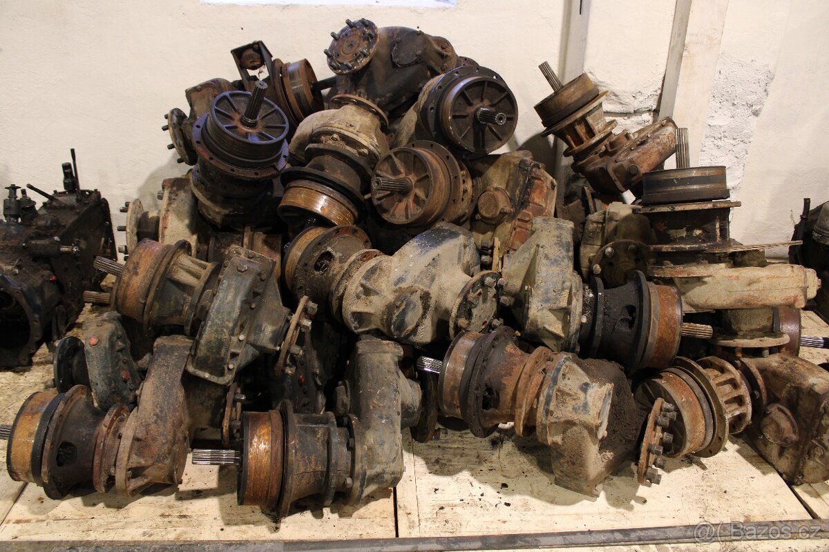 Zetor 6911 portály cena za pár - 2