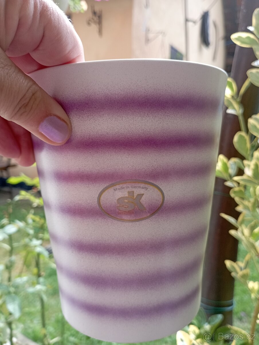 Keramické květináče nové - 2