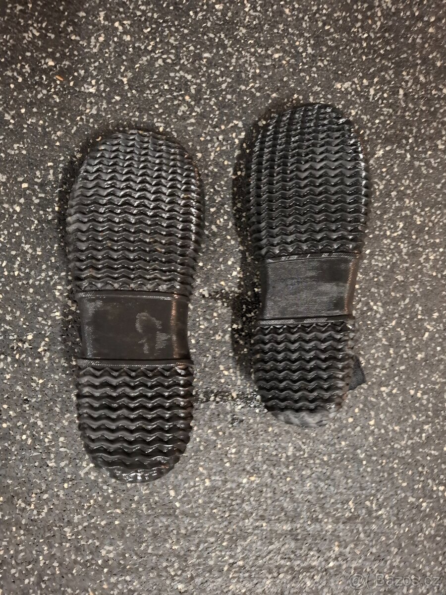 neoprenove boty č.3 - 2