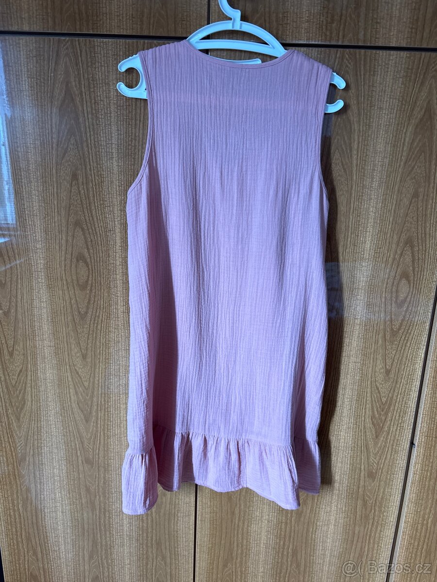 Různé letní saty a tuniky - 2