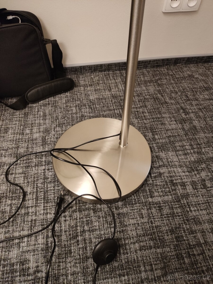 Stojací lampa - 2