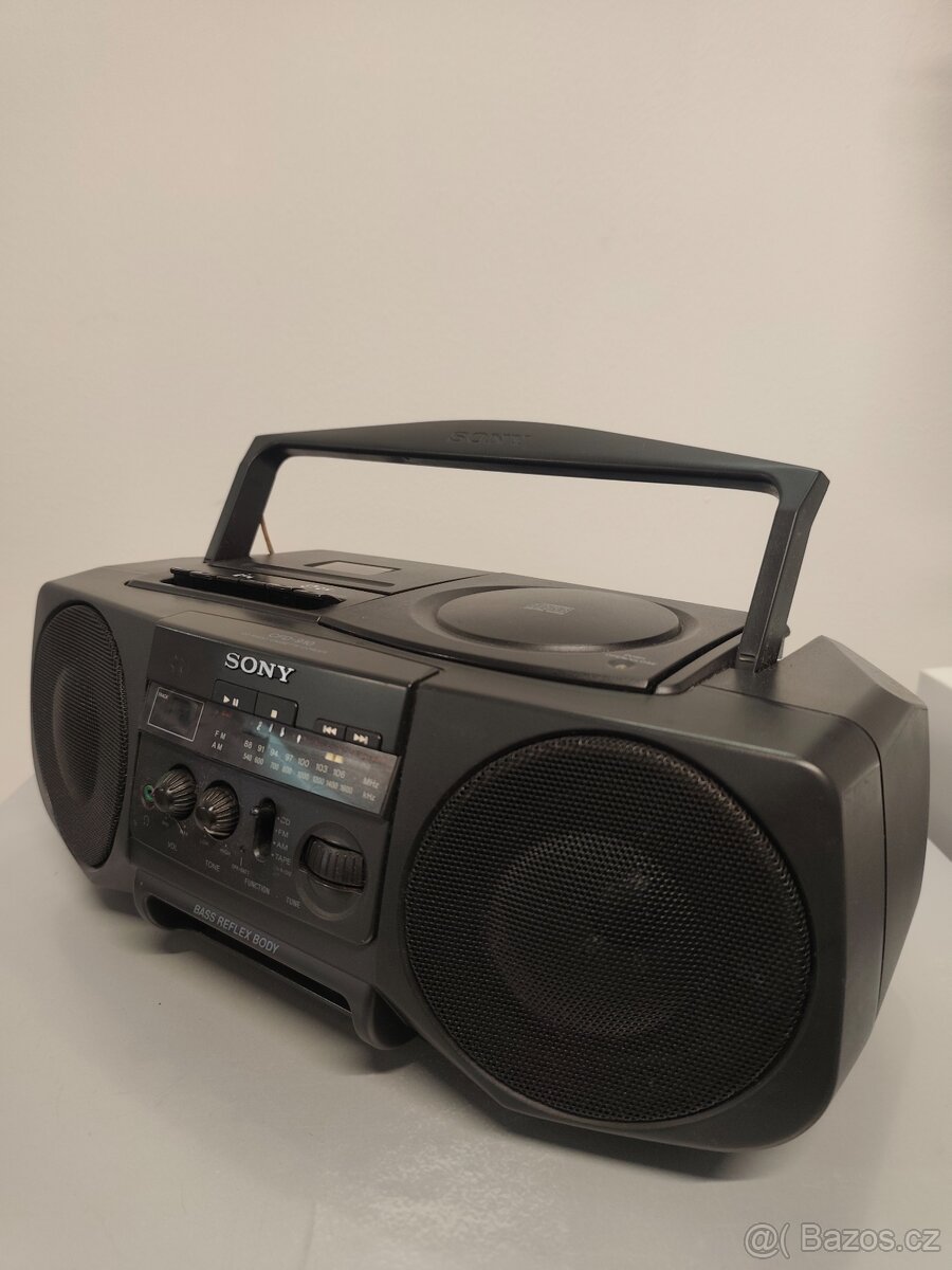 Sony přehrávač CD/ kazety - tape / FM - 2
