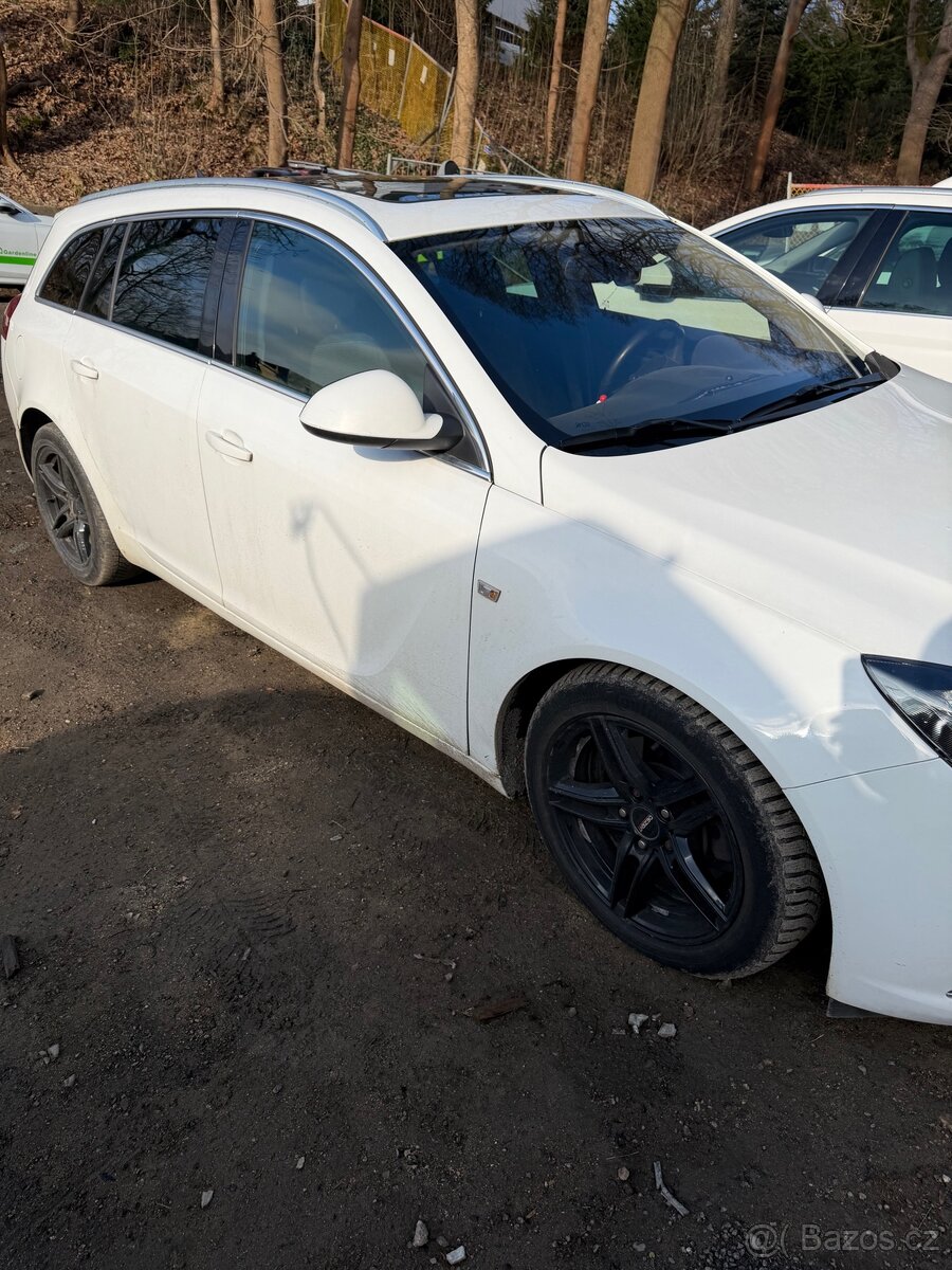 Opel Insignia - 2