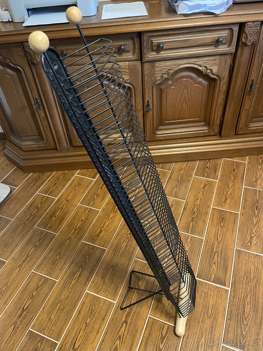 Stojan na CD - 2