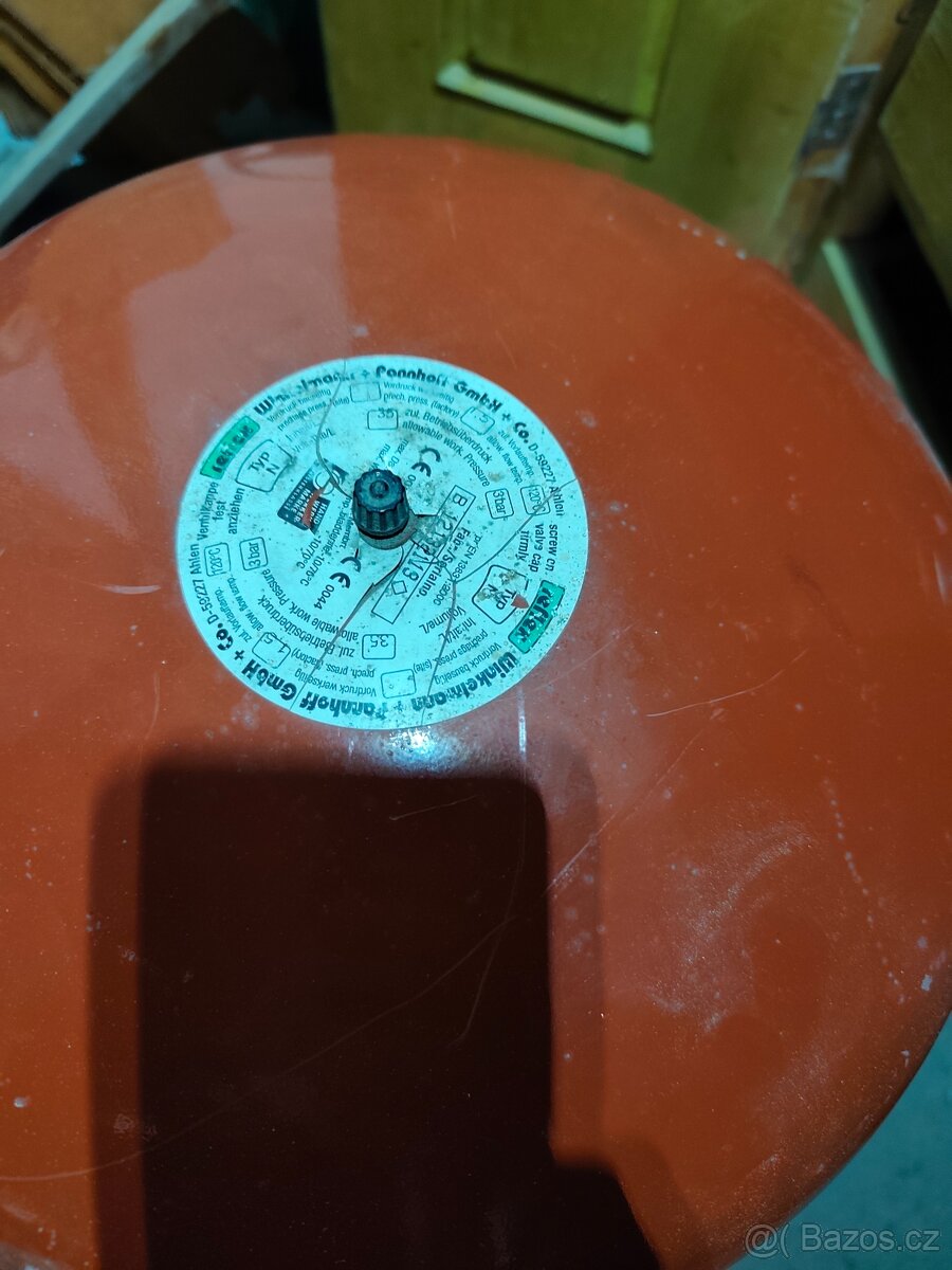 Epanzní nádrž - 2