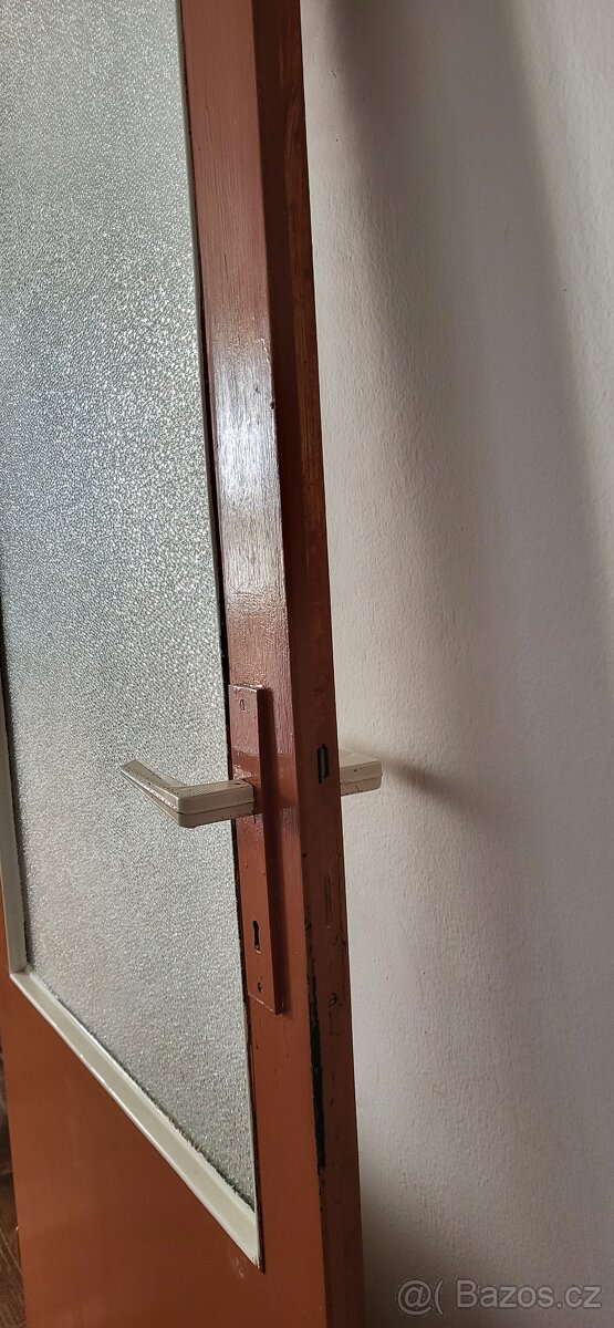 starší dřevěné dveře, šířka 80 cm - 2