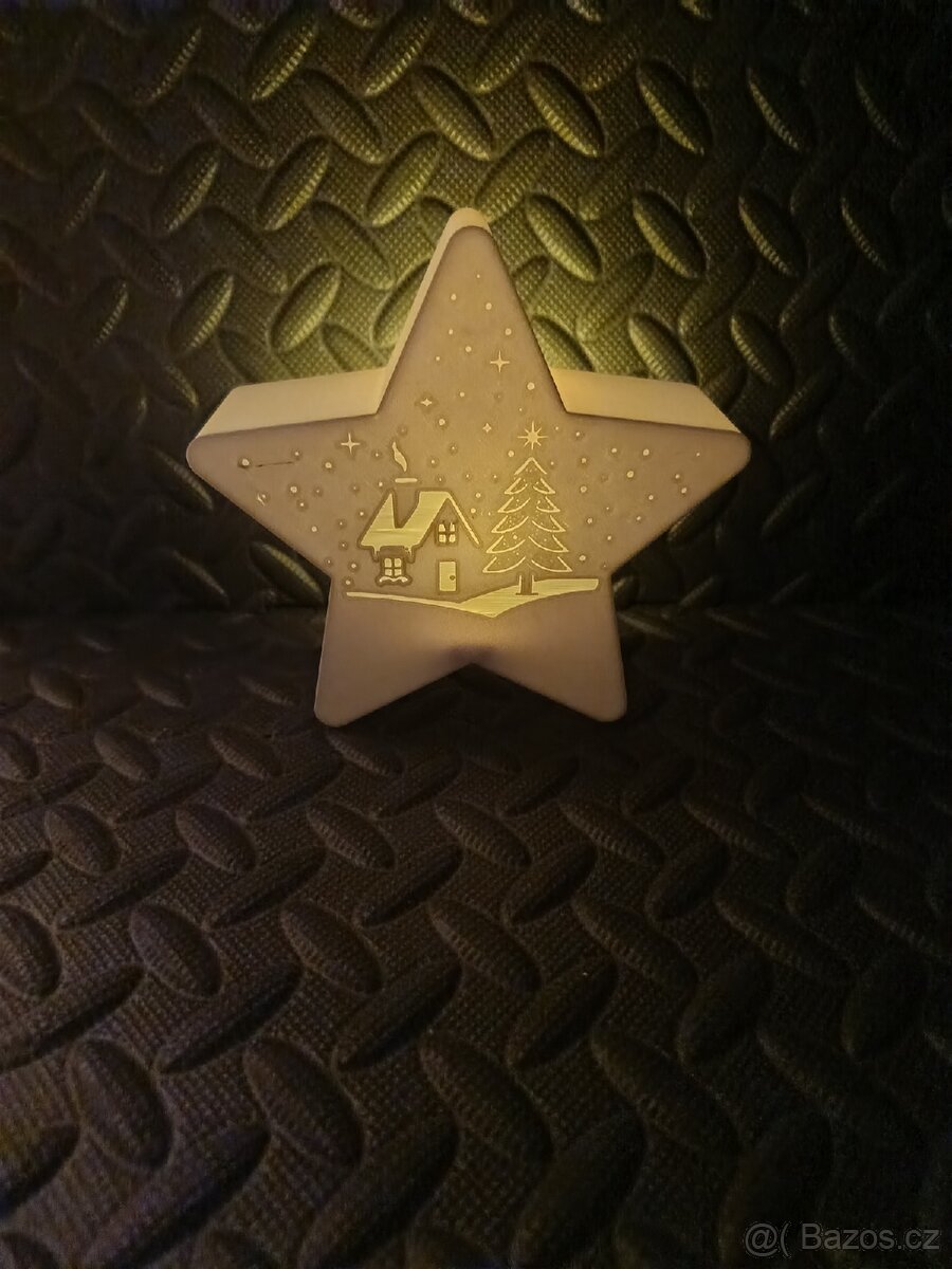 Vánoční dekorace. Svítící hvězda, 12 cm, včetně svíčka. - 2