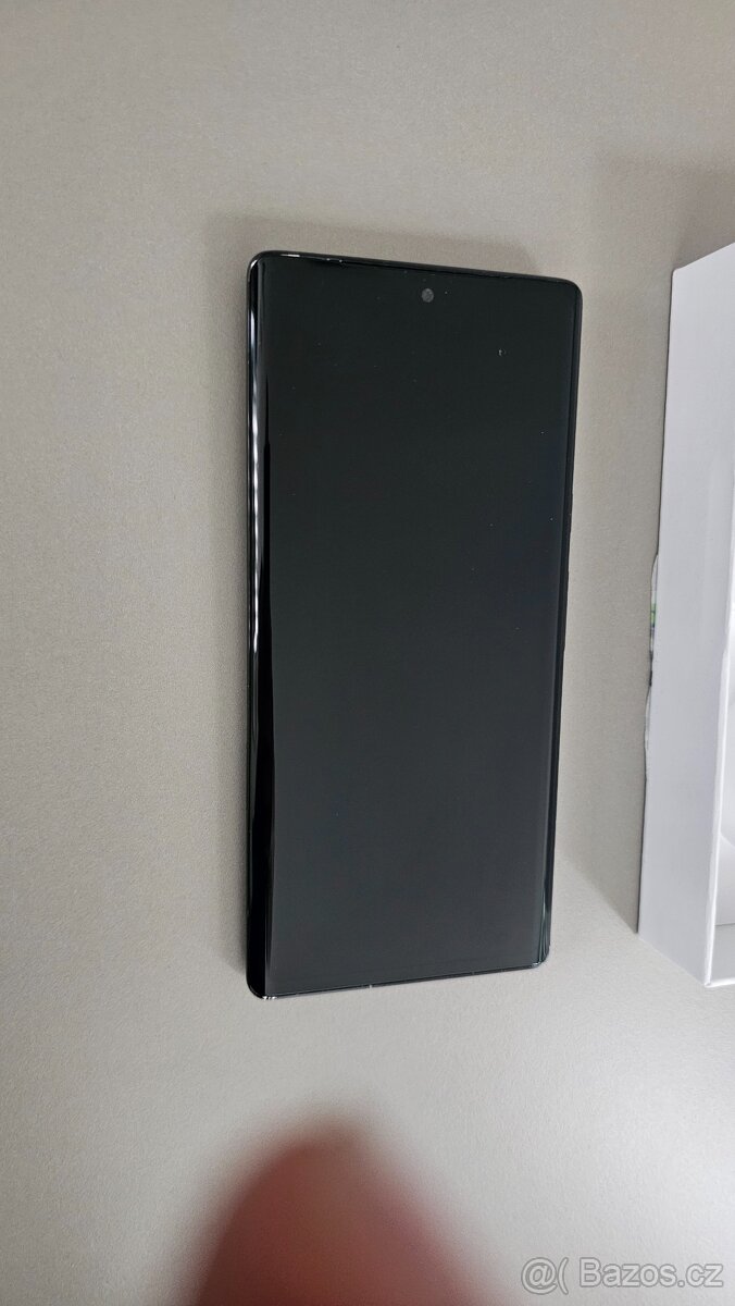 Google Pixel 6 Pro - 12/128GB - Krásný stav - 2