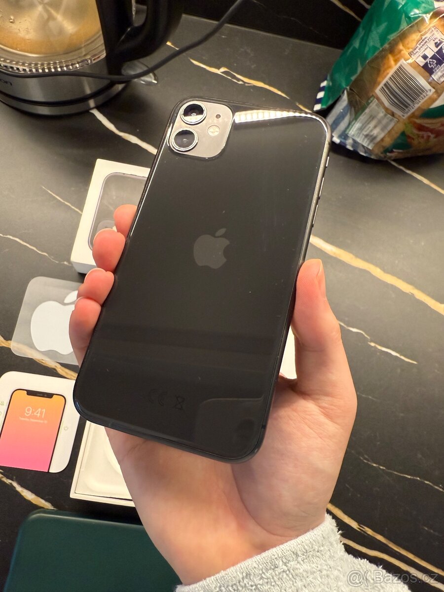 iPhone 11 64gb - Nejnovější iOS - 2