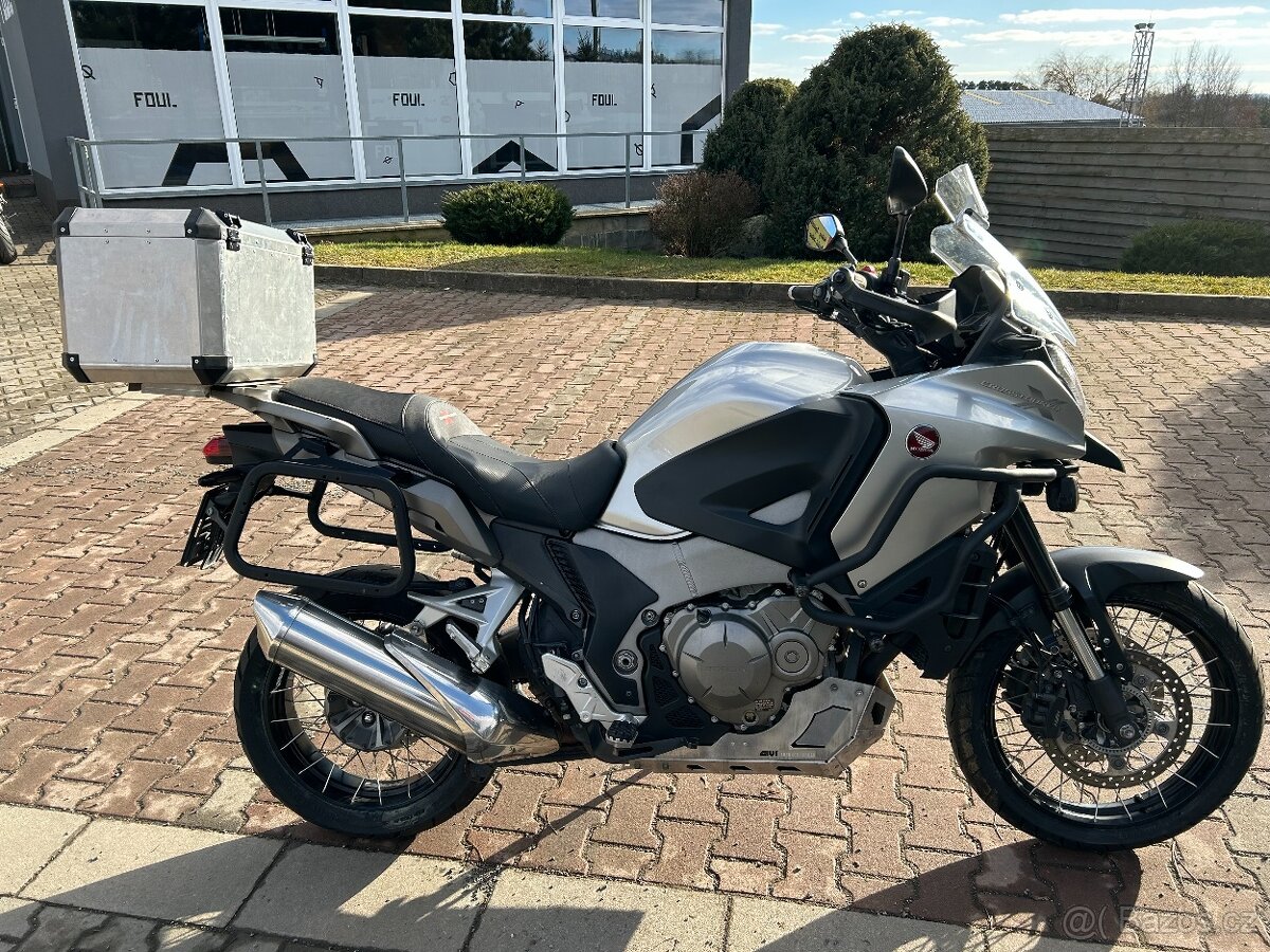 Honda VFR 1200 X Crosstourer 2012 - 2