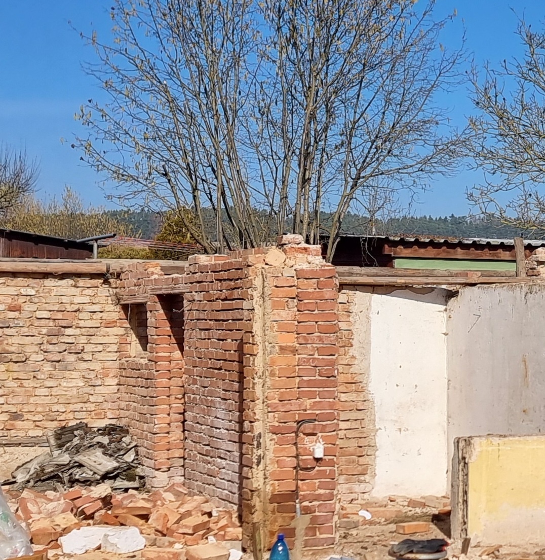 Cihly z demolice za odvoz - 2