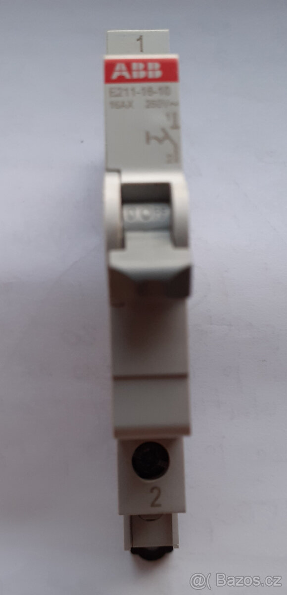 Vypínač 16 A - jednopólový - 2