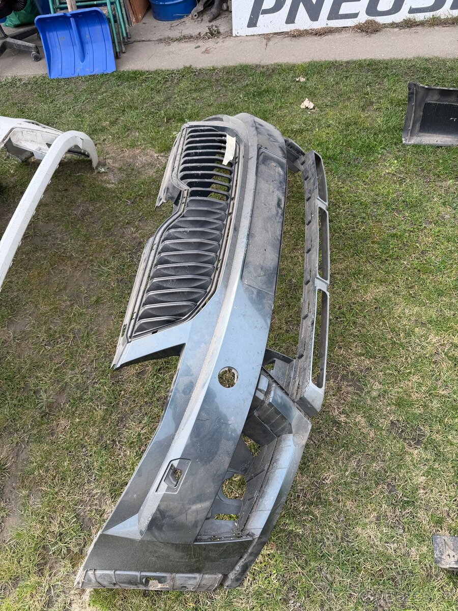 Přední nárazník Octavia 3 scout - 2