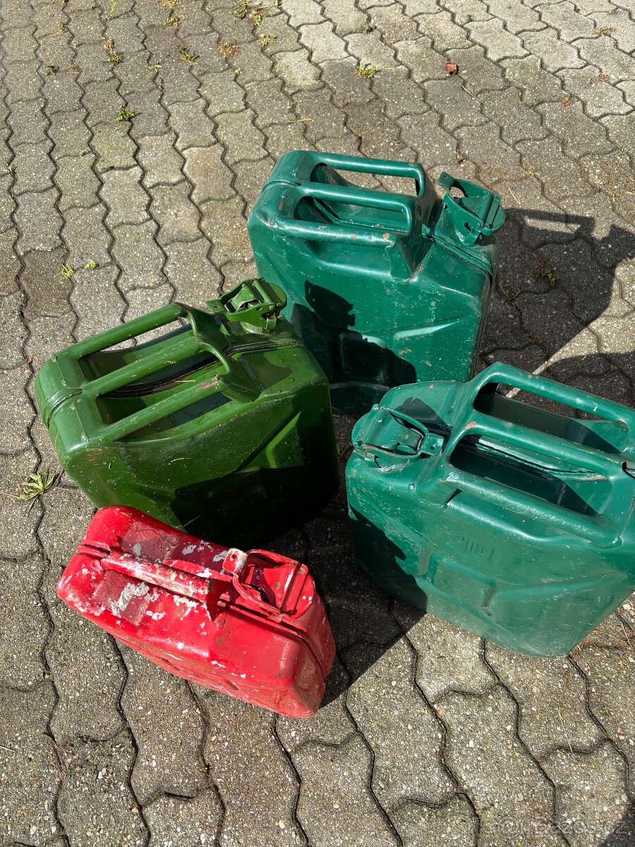 Plechovy kanystr 20,10l - 2