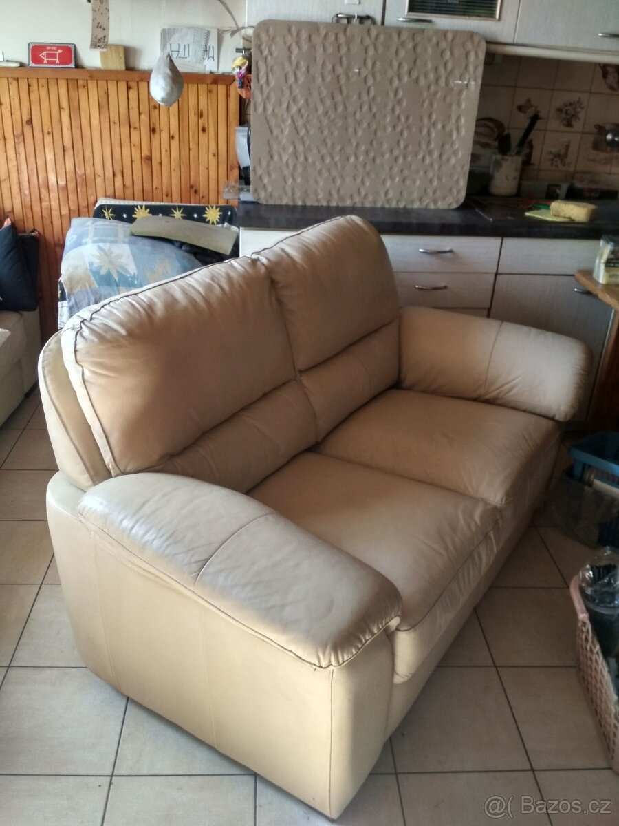 KOŽENÁ POHOVKA - 2